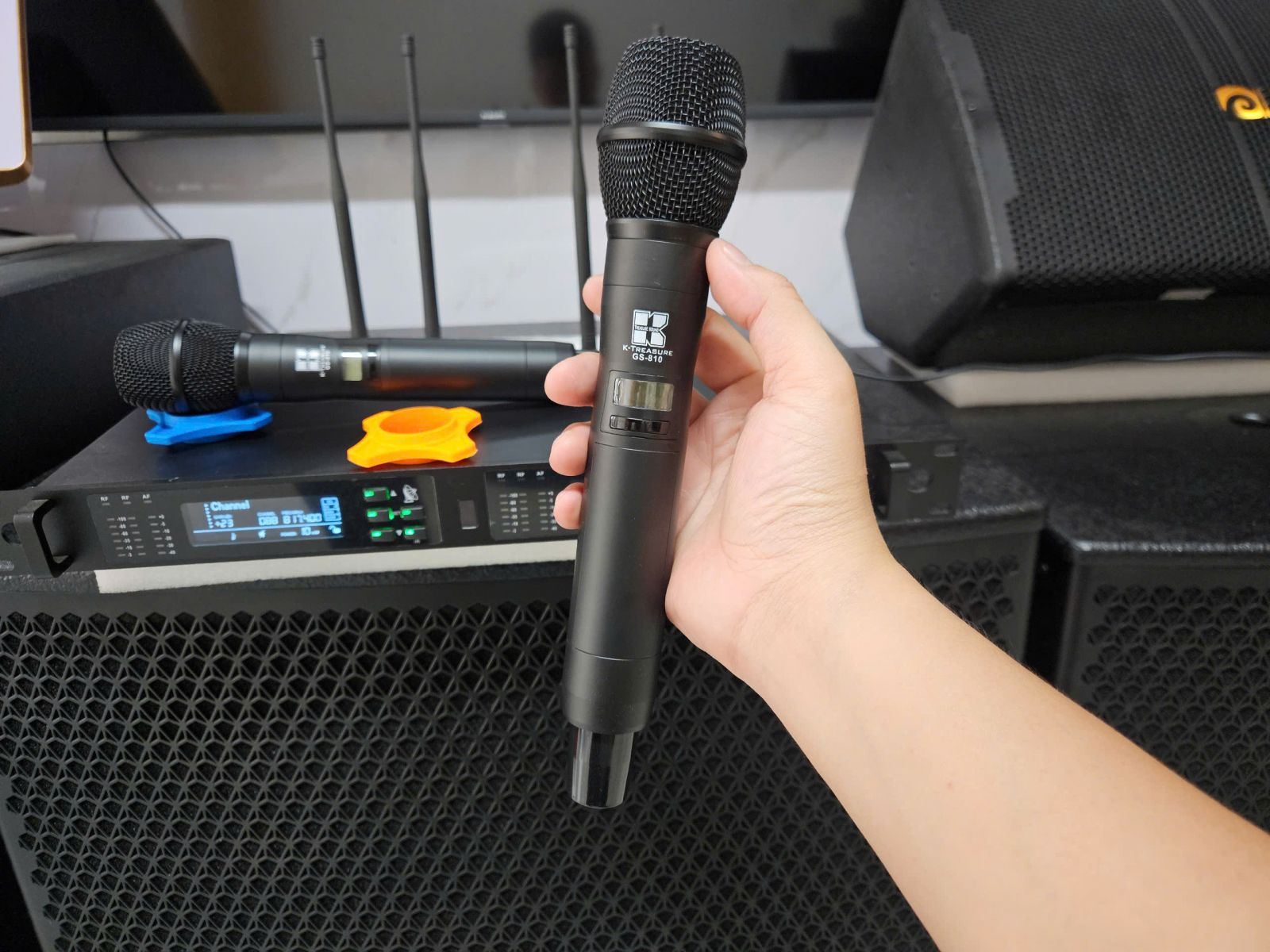 micro sân khấu sự kiện KTreasure GS810